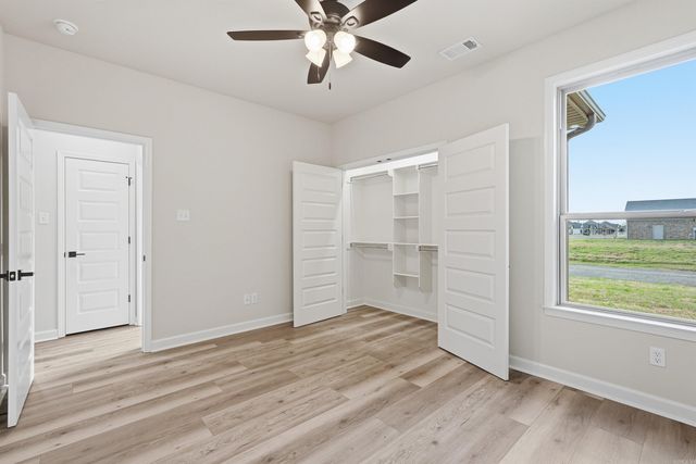 18 Rush Creek Dr, Vilonia, AR 72173