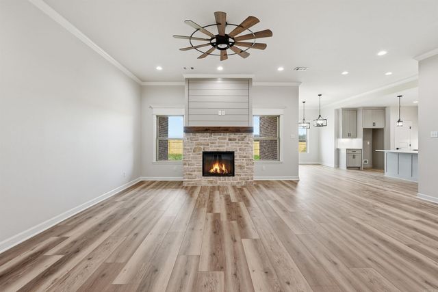 18 Rush Creek Dr, Vilonia, AR 72173