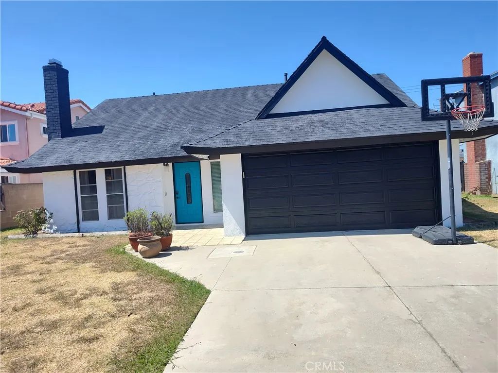 711 E Acoma, Carson, CA 90746