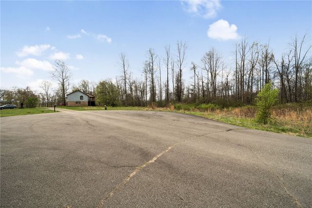 202R Eagles Ln, Murrysville, PA 15668