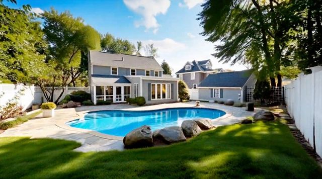 35 Glen Grn, Winchester, MA 01890