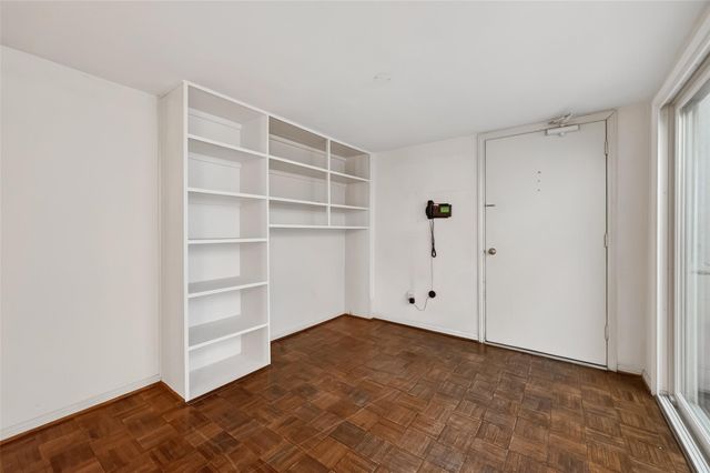 5338 Brownway Street B19, Houston, TX 77056