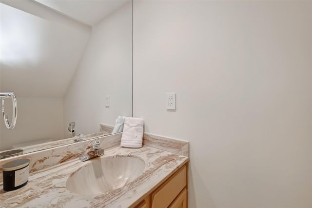 5338 Brownway Street B19, Houston, TX 77056