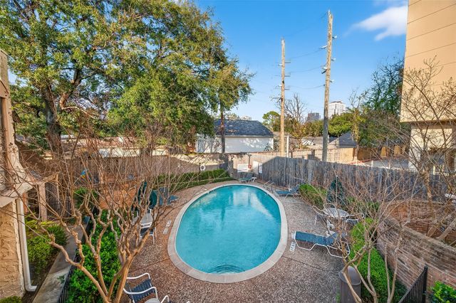 5338 Brownway Street B19, Houston, TX 77056