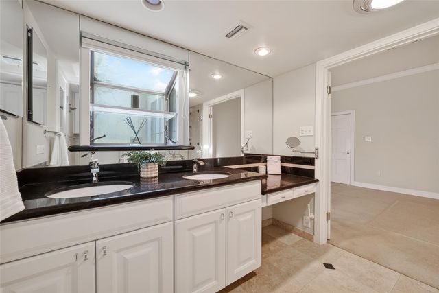 5338 Brownway Street B19, Houston, TX 77056