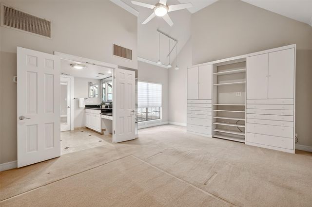 5338 Brownway Street B19, Houston, TX 77056