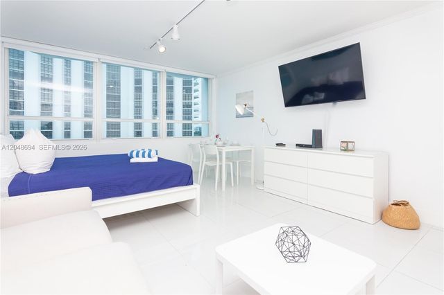 5445 Collins Avenue 908, Miami Beach, FL 33140