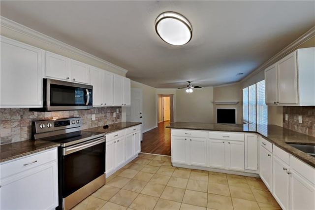 3271 Deer Valley Drive NW, Acworth, GA 30101