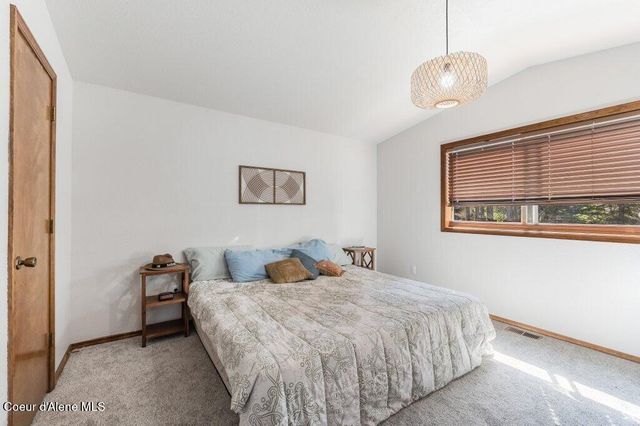 3800 N Trevino Dr, Coeur D'alene, ID 83815