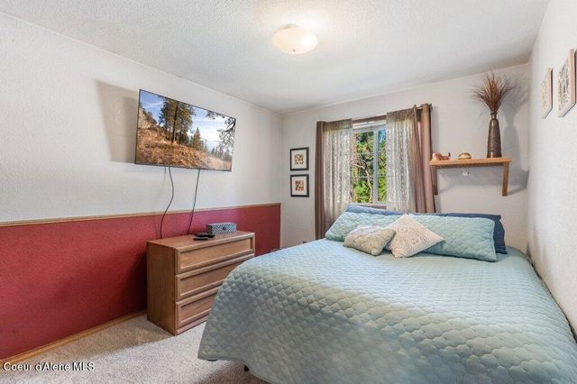 3800 N Trevino Dr, Coeur D'alene, ID 83815