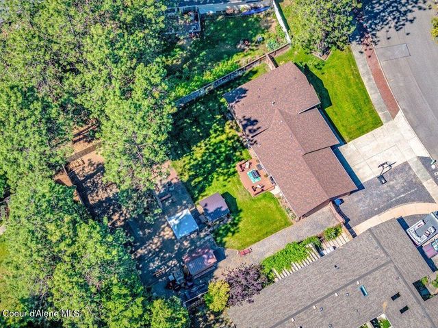 3800 N Trevino Dr, Coeur D'alene, ID 83815