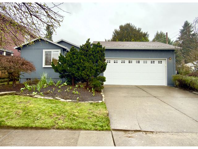 3306 Ne HOLMAN St, Portland, OR 97211