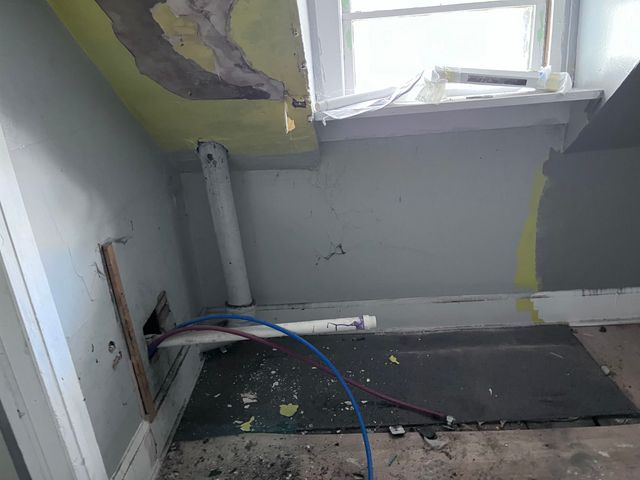 410 E Fourth Street, Flint, MI 48503