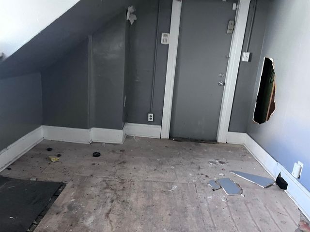 410 E Fourth Street, Flint, MI 48503