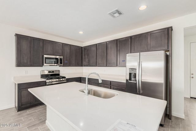 12360 W PARKWAY Lane, Avondale, AZ 85323