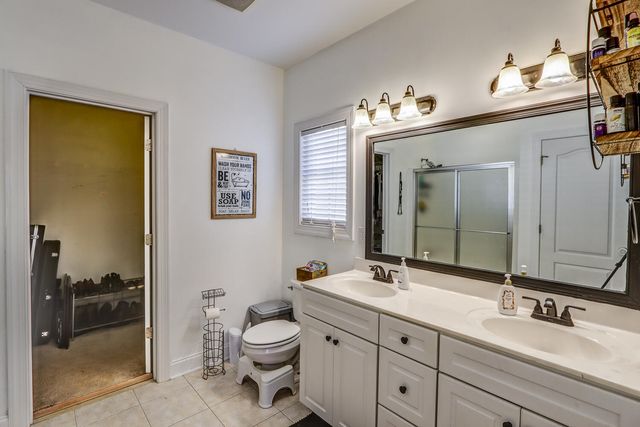 1040 Cranberry CT, Moneta, VA 24121