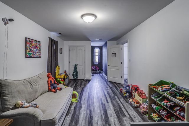 1040 Cranberry CT, Moneta, VA 24121