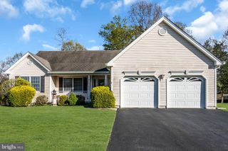 9 LUCILLE CT, Tuckerton, NJ 08087