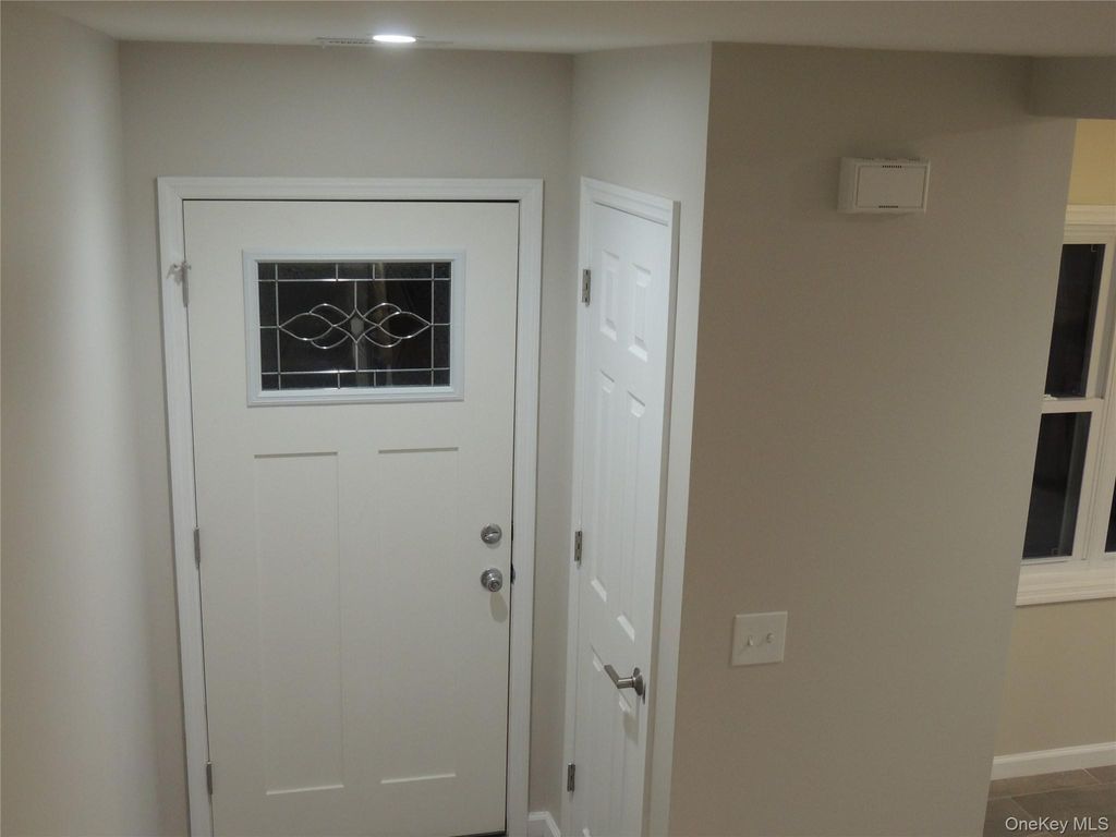 276 Temple Hill Road 207, New Windsor, NY 12553 — photo 4