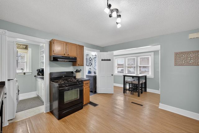 106 5th Street NE, Stewartville, MN 55976