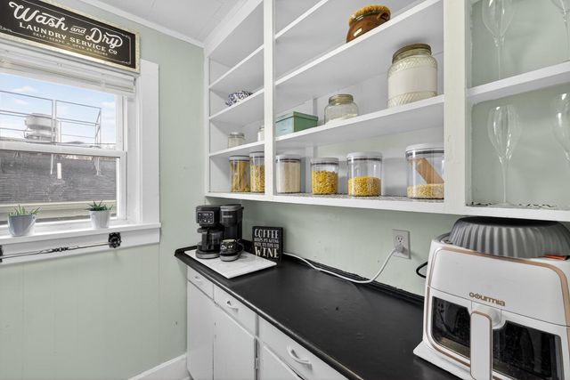 106 5th Street NE, Stewartville, MN 55976