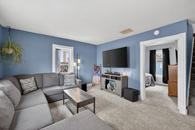 106 5th Street NE, Stewartville, MN 55976