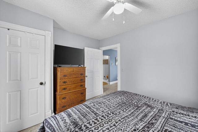 106 5th Street NE, Stewartville, MN 55976