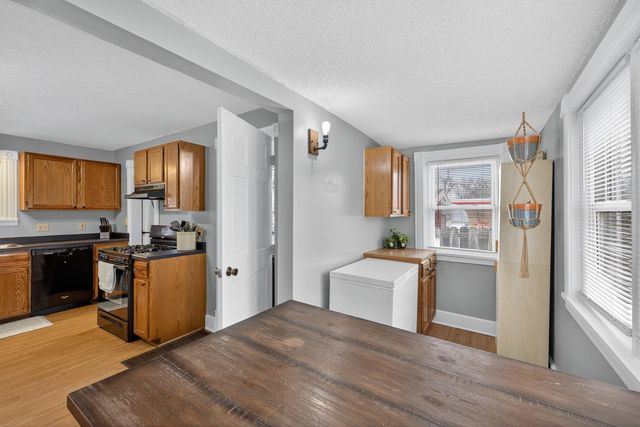 106 5th Street NE, Stewartville, MN 55976