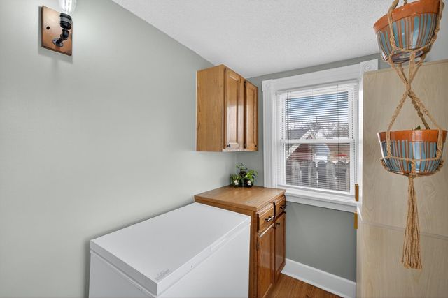 106 5th Street NE, Stewartville, MN 55976