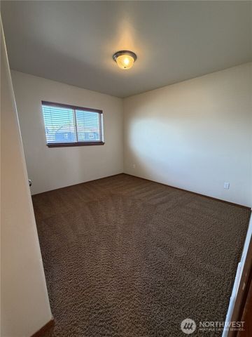 1906 W Peakview Drive, Ellensburg, WA 98926