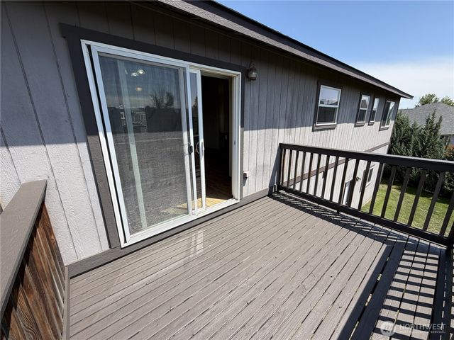 1906 W Peakview Drive, Ellensburg, WA 98926