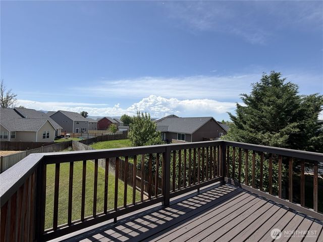 1906 W Peakview Drive, Ellensburg, WA 98926