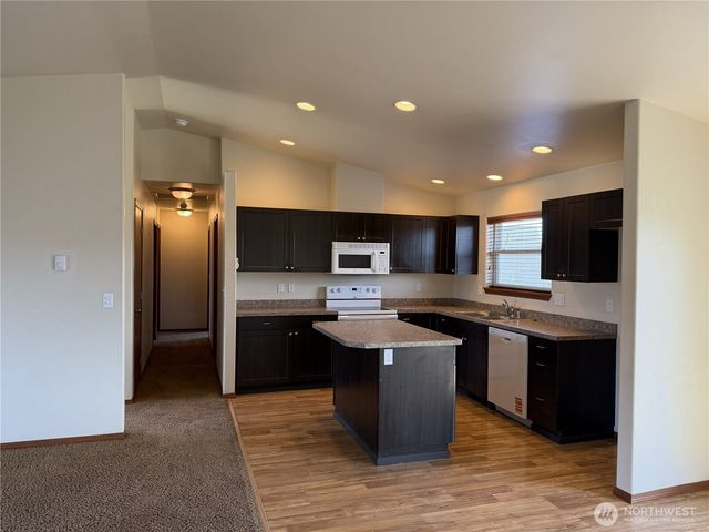 1906 W Peakview Drive, Ellensburg, WA 98926