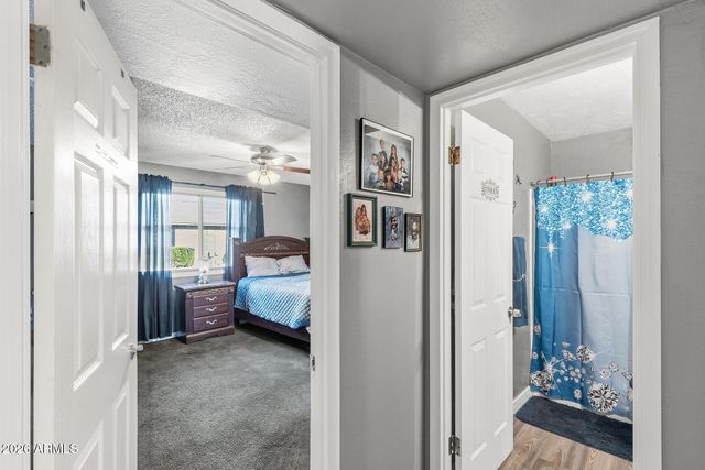 2014 W HIGHLAND Avenue, Phoenix, AZ 85015