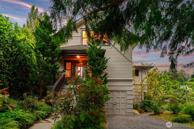 2701 NE 94th Street, Seattle, WA 98115