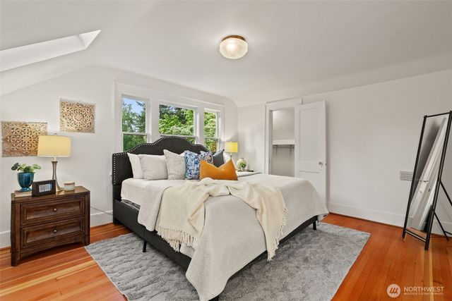 2701 NE 94th Street, Seattle, WA 98115