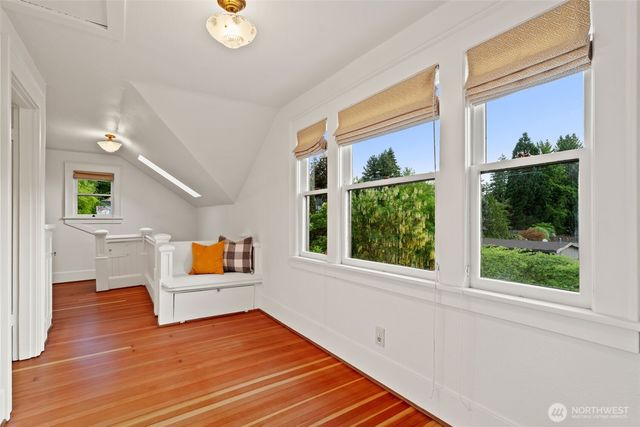 2701 NE 94th Street, Seattle, WA 98115