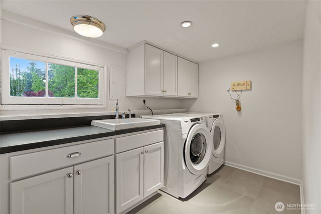 2701 NE 94th Street, Seattle, WA 98115