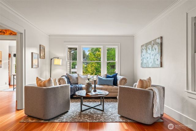 2701 NE 94th Street, Seattle, WA 98115