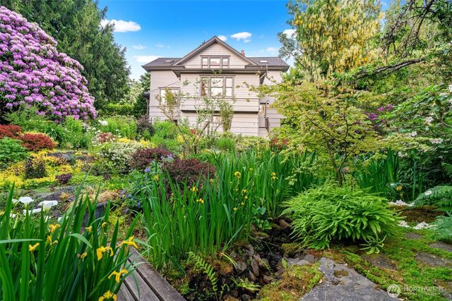 2701 NE 94th Street, Seattle, WA 98115