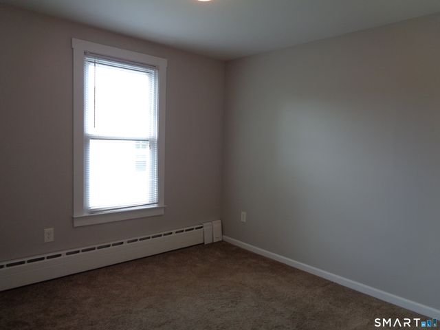 15 Bradley Avenue, Branford, CT 06405