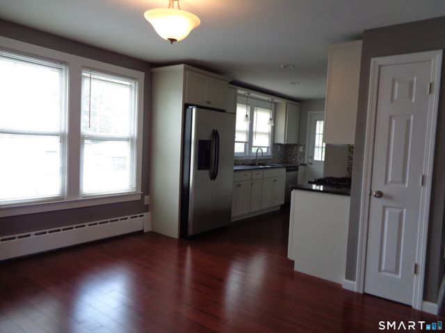 15 Bradley Avenue, Branford, CT 06405