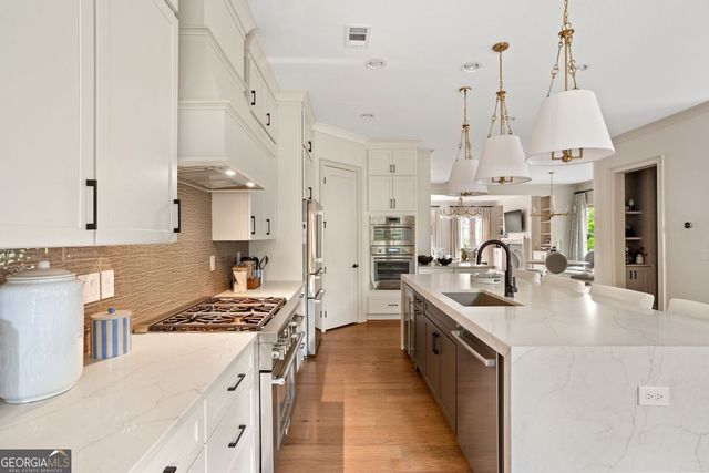 2084 Timball Road NW, Atlanta, GA 30318