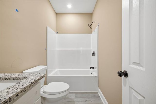 171 N Dale Avenue, Calhoun, GA 30701