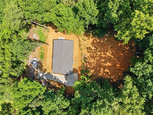 171 N Dale Avenue, Calhoun, GA 30701