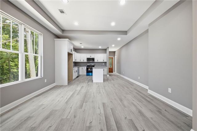 171 N Dale Avenue, Calhoun, GA 30701