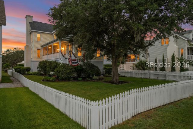 104 Patrick Dr, Beaufort, SC 29902