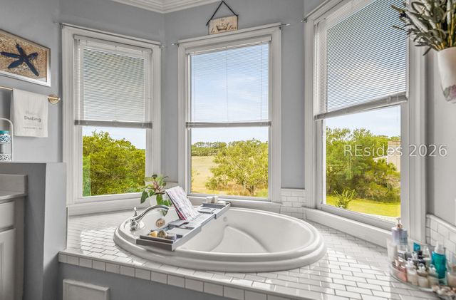 104 Patrick Dr, Beaufort, SC 29902