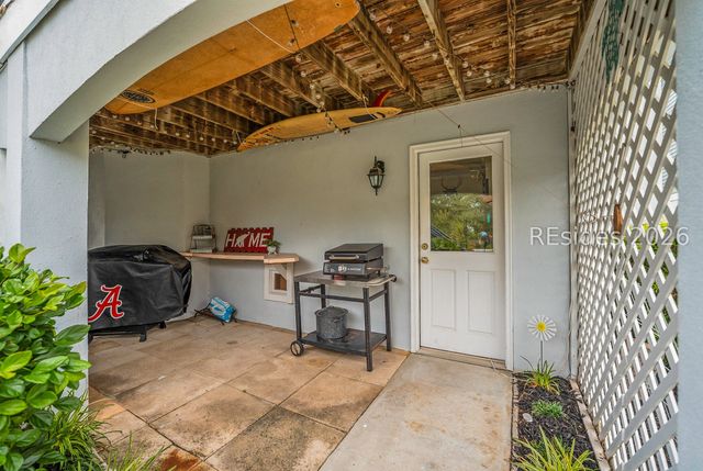 104 Patrick Dr, Beaufort, SC 29902