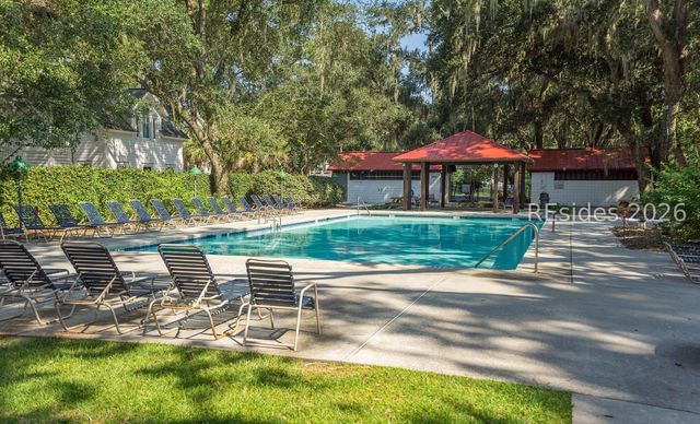104 Patrick Dr, Beaufort, SC 29902